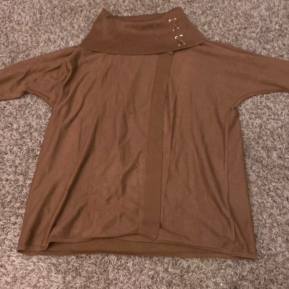 Brown title neck I’m collection sweater